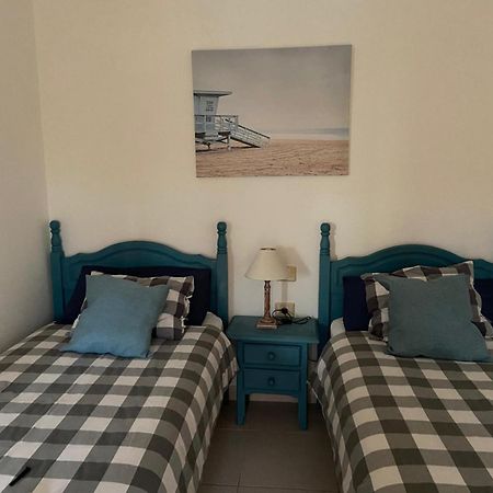 Beach Front Villa Vv คอร์ราเลโฮ ภายนอก รูปภาพ